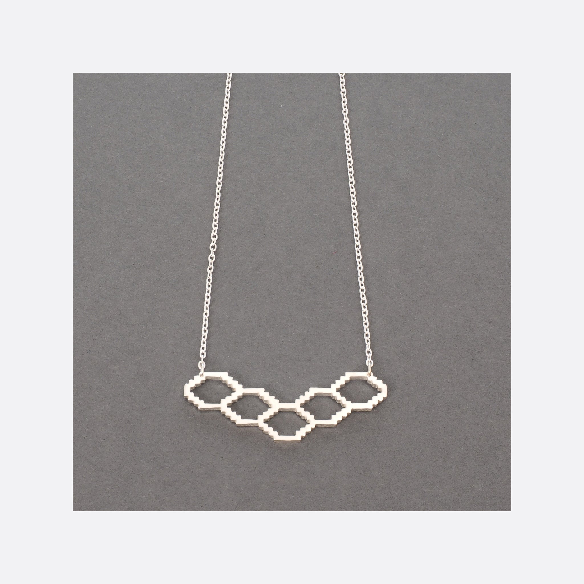 Homage To Dhaka N°1 – Small Silver Necklace